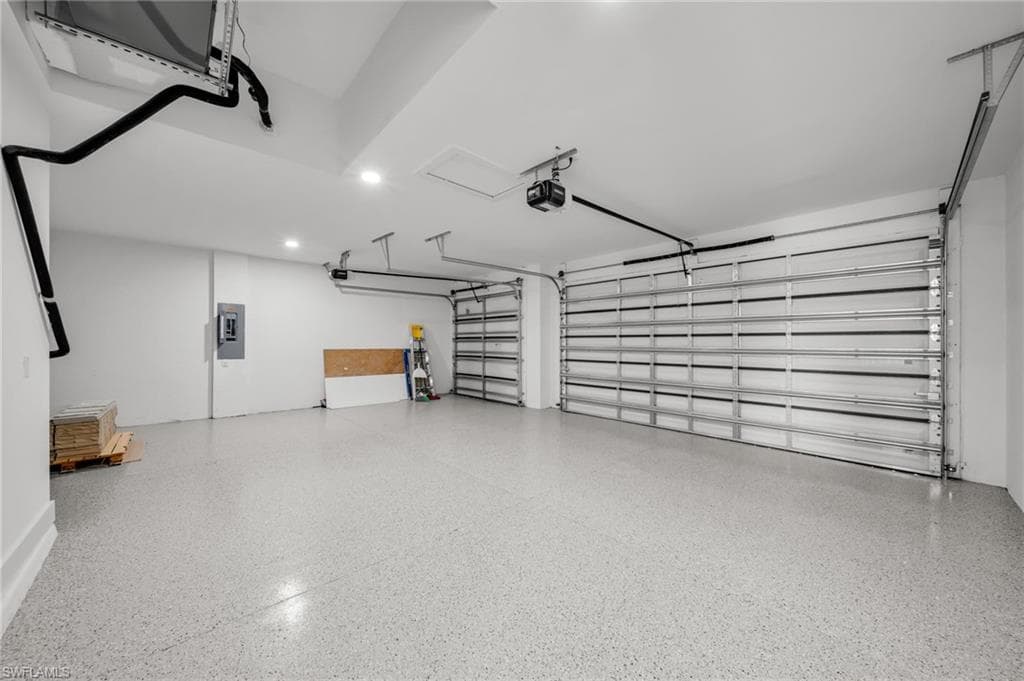 2138 SW 3rd AVE, CAPE CORAL FL 33991-36