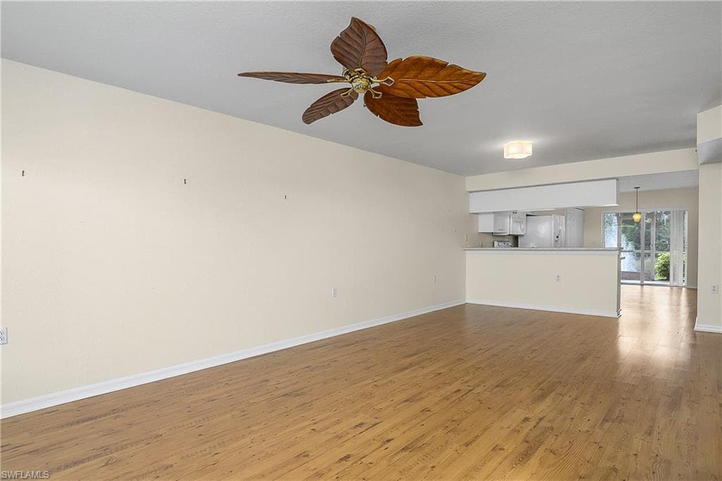 4965 Sandra Bay DR # 102, NAPLES FL 34109-12