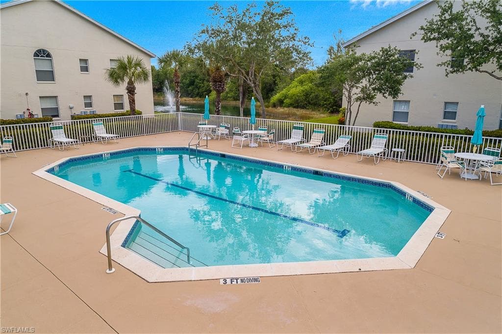 4965 Sandra Bay DR # 102, NAPLES FL 34109-3