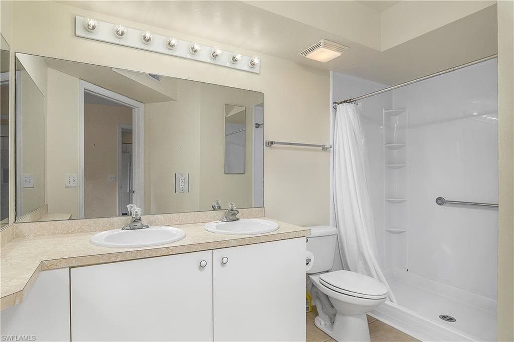 4965 Sandra Bay DR # 102, NAPLES FL 34109-20