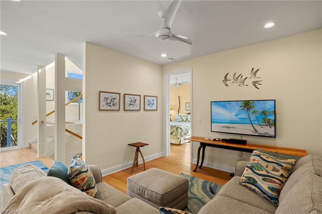 2190 Camino Del Mar DR, SANIBEL FL 33957-24