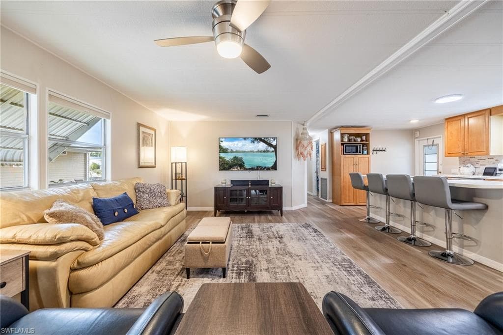 485 Jacklin LN, NORTH FORT MYERS FL 33903-5