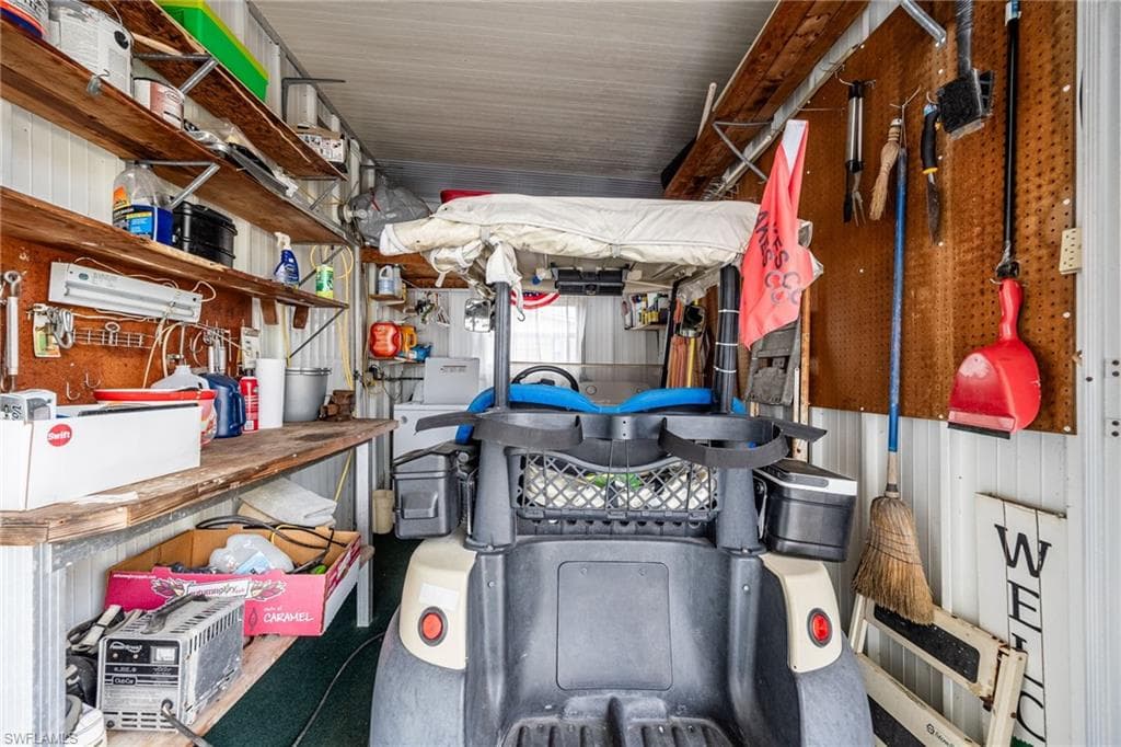 485 Jacklin LN, NORTH FORT MYERS FL 33903-25