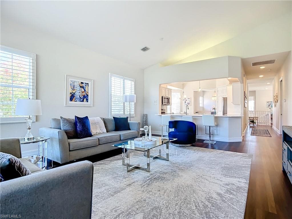 4752 STRATFORD CT # 1404, NAPLES FL 34105-16