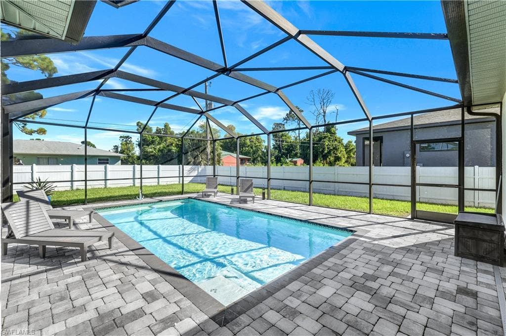 4634 Catalina LN, BONITA SPRINGS FL 34134-1