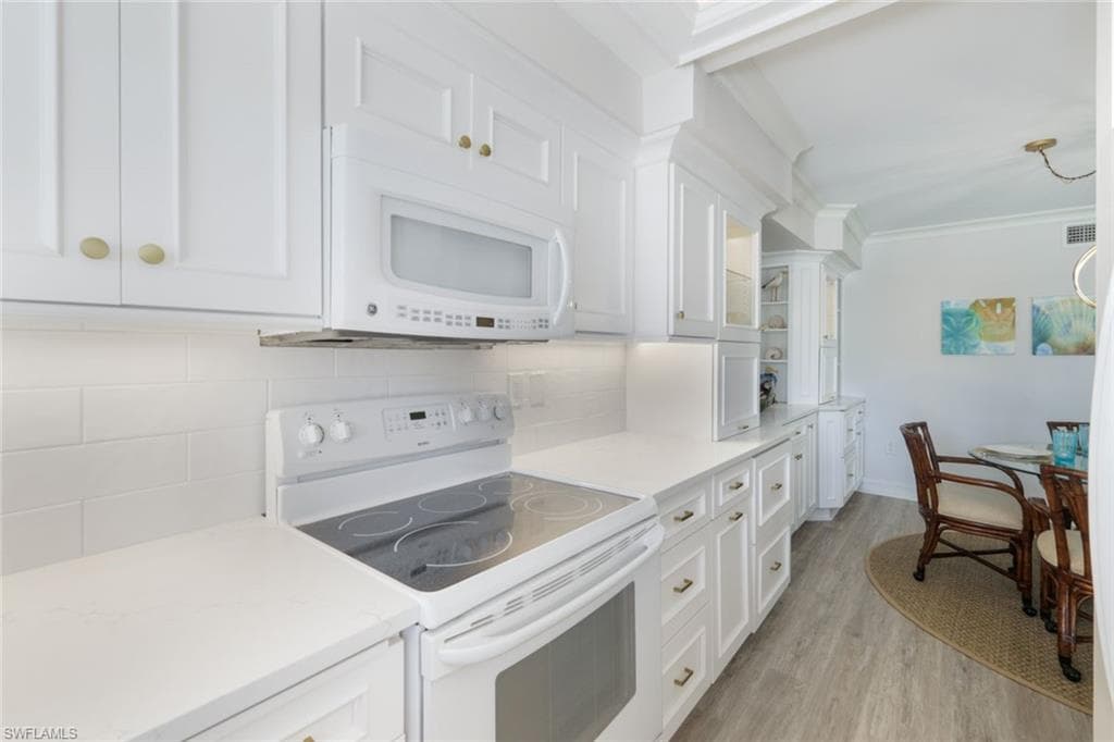 25710 Hickory BLVD # 408, BONITA SPRINGS FL 34134-10