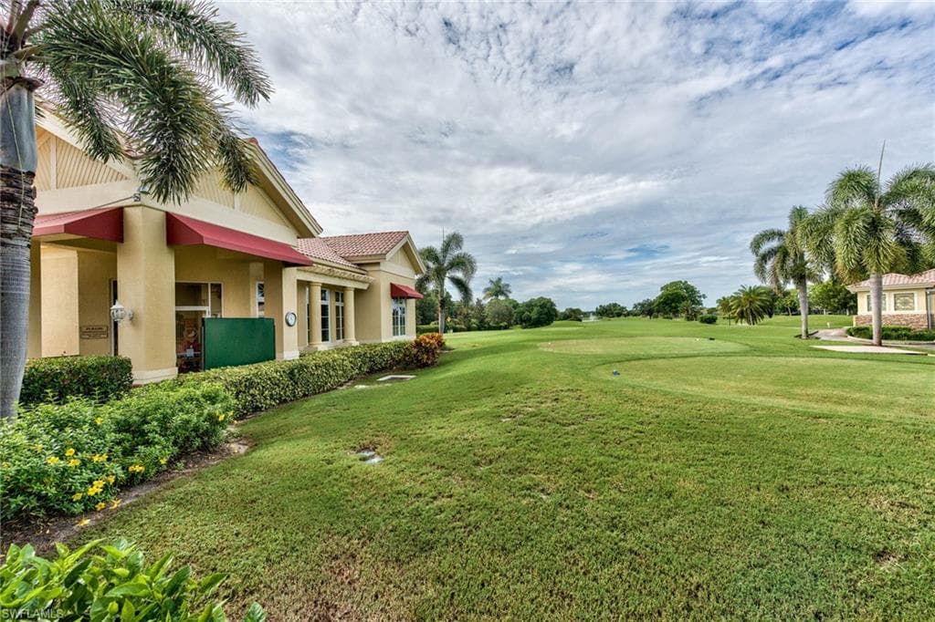 10045 Heather LN # 204, NAPLES FL 34119-26