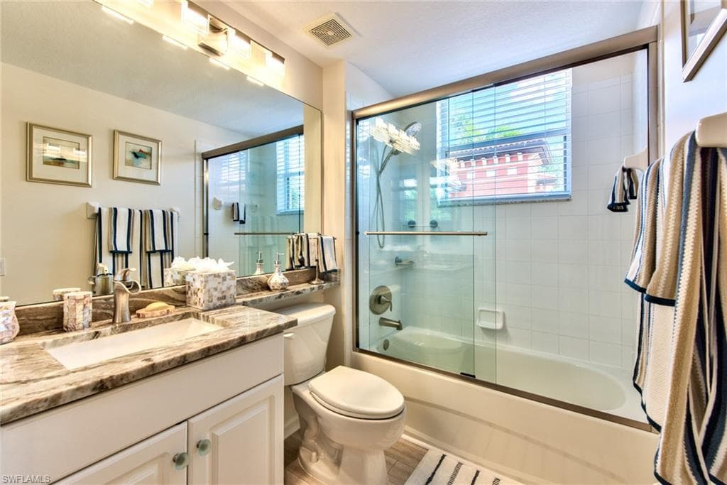 10045 Heather LN # 204, NAPLES FL 34119-15