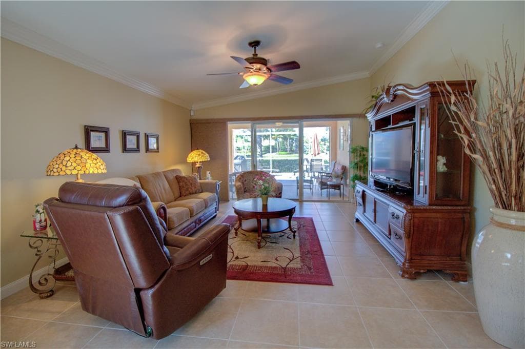 8685 Erice CT, NAPLES FL 34114-11