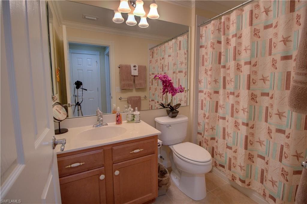 8685 Erice CT, NAPLES FL 34114-21