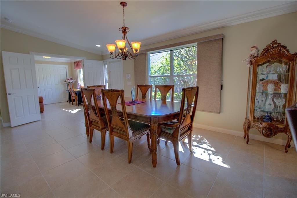 8685 Erice CT, NAPLES FL 34114-6