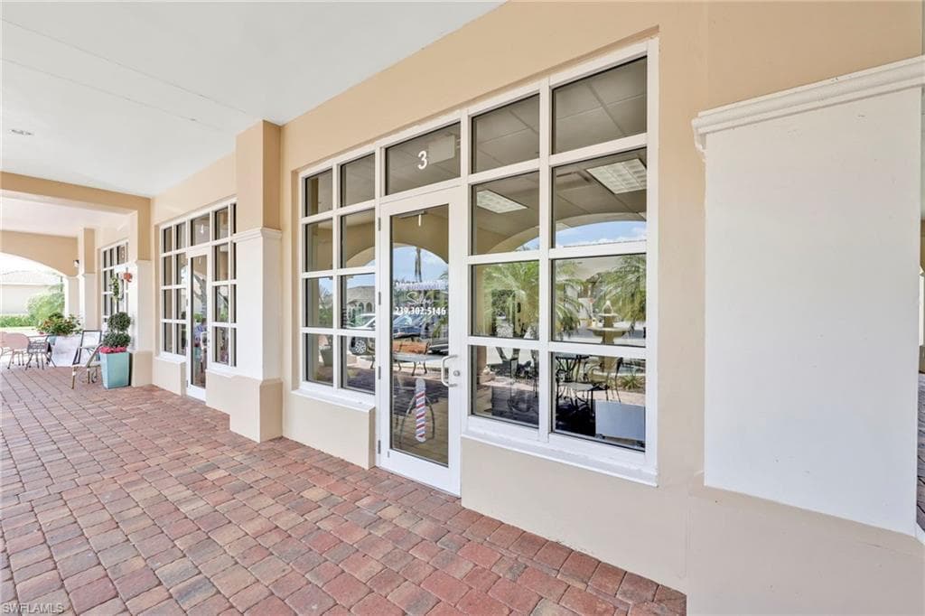 8685 Erice CT, NAPLES FL 34114-35