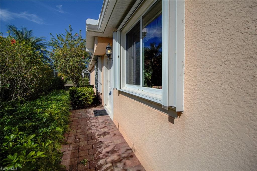 8685 Erice CT, NAPLES FL 34114-31