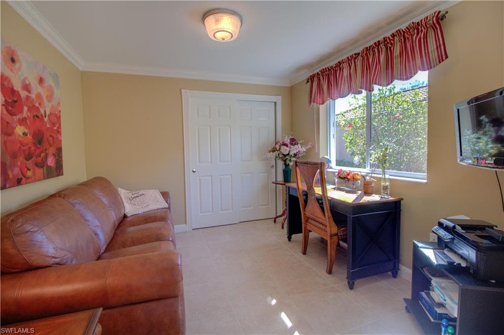 8685 Erice CT, NAPLES FL 34114-20