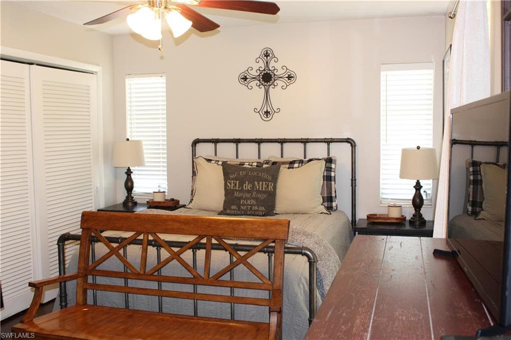 1605 Oakley AVE, FORT MYERS FL 33901-26