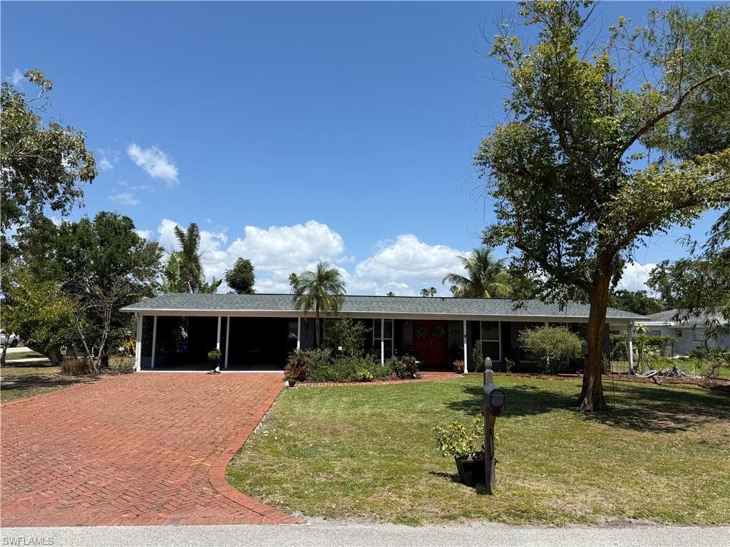 1605 Oakley AVE, FORT MYERS FL 33901-2