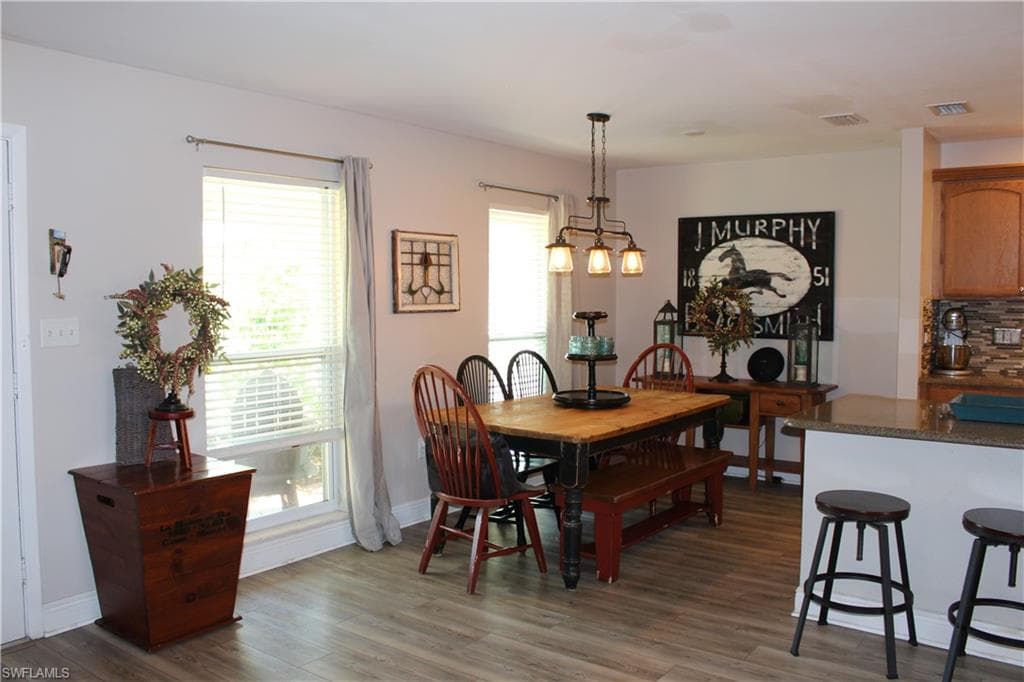 1605 Oakley AVE, FORT MYERS FL 33901-17