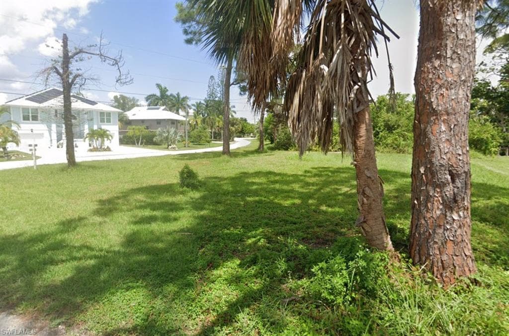 3615 RIVIERA CIR, BONITA SPRINGS FL 34134-1