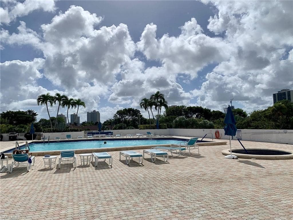 20225 NE 34th CT, MIAMI FL 33180-10