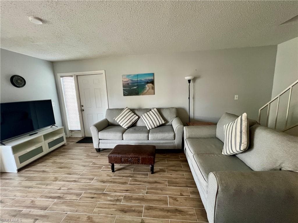 3370 Yukon CIR # 3, FORT MYERS FL 33907-7