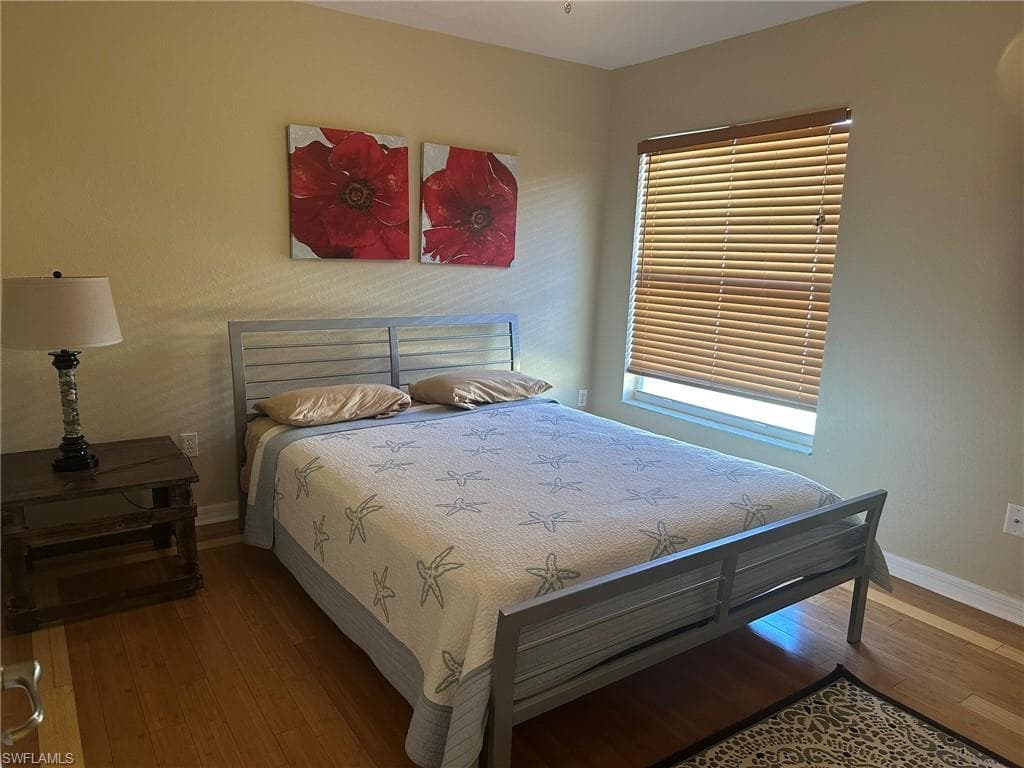1722 NW 24th PL-26