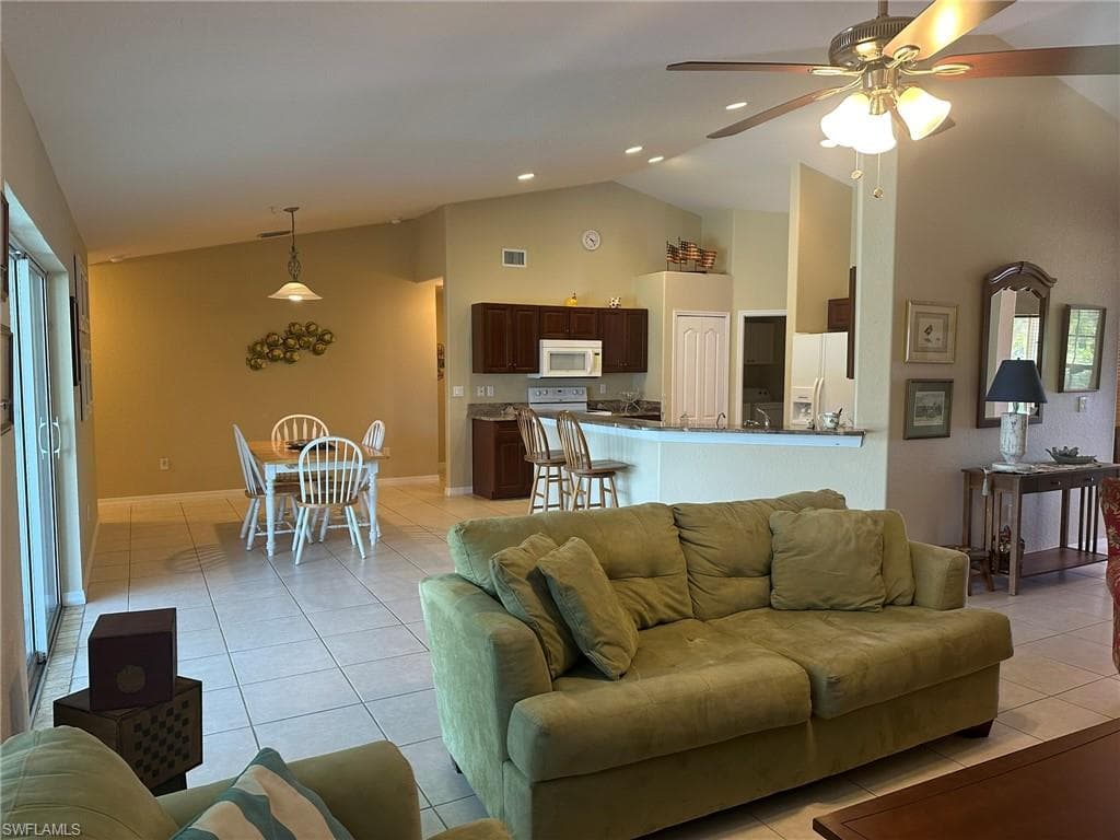 1722 NW 24th PL-12