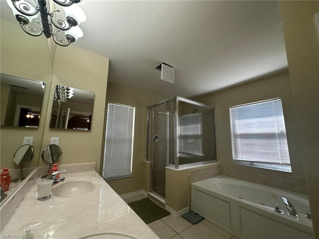 1722 NW 24th PL-39