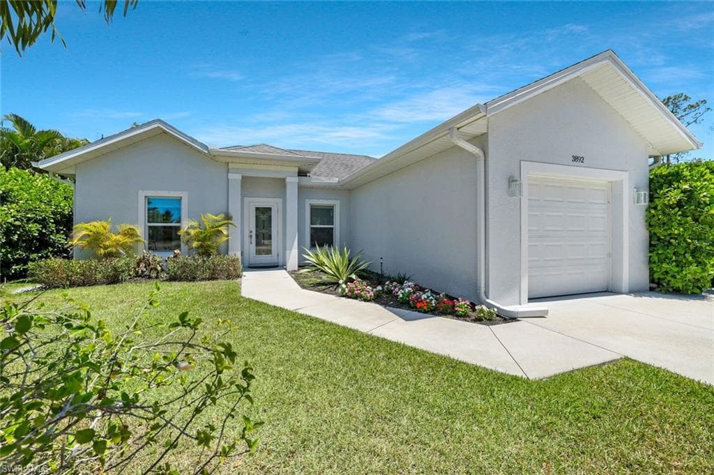 3892 14th ST N, NAPLES FL 34103-18