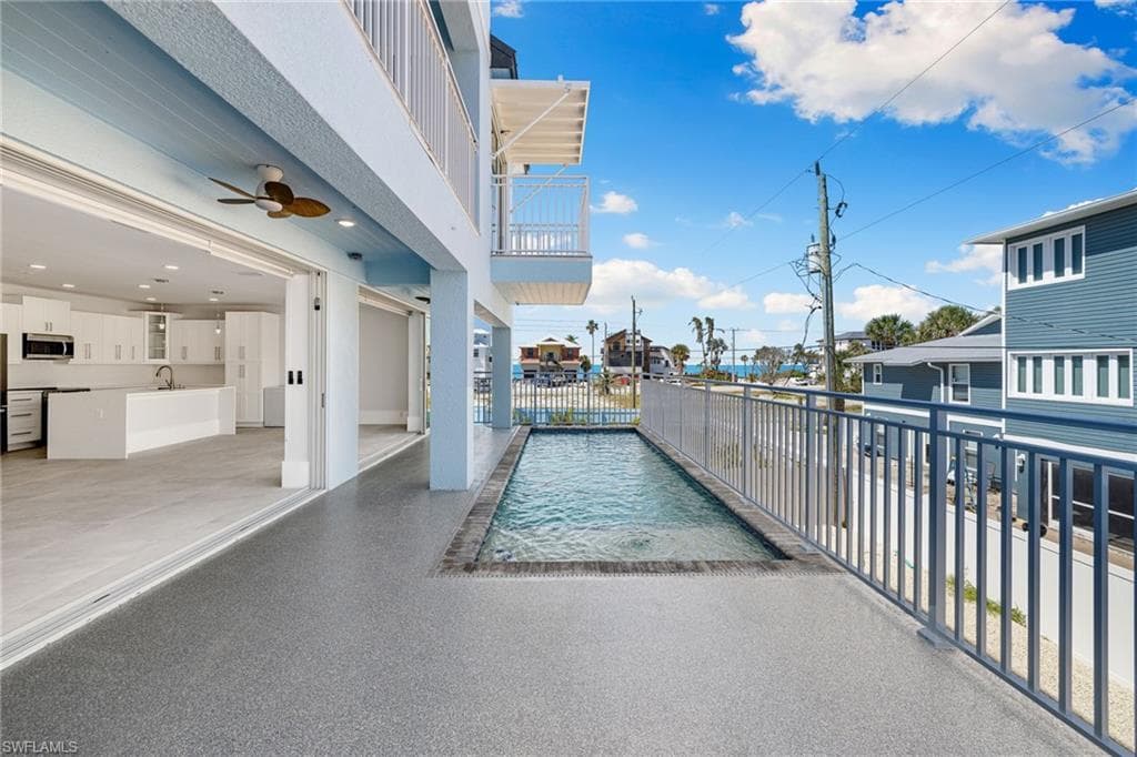121 Hibiscus DR-8