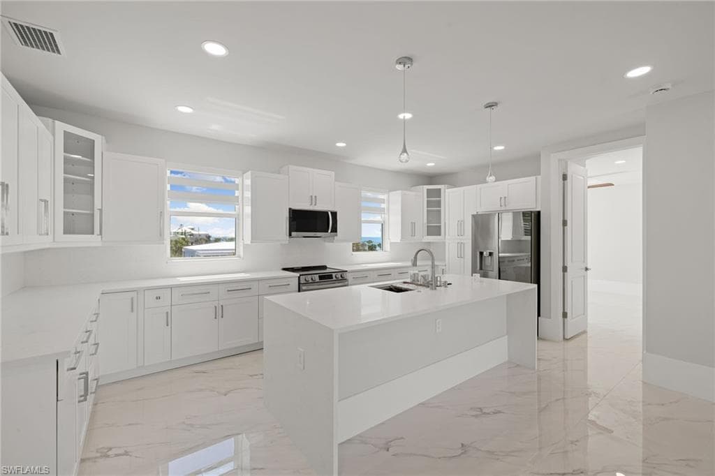 121 Hibiscus DR-24