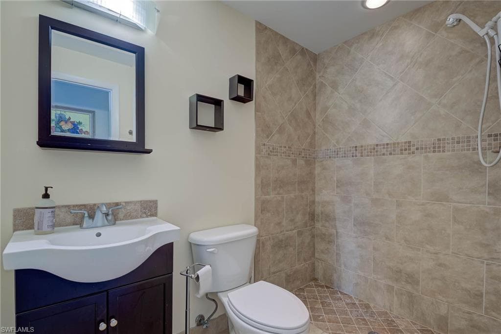 3323 Olympic DR 723-22