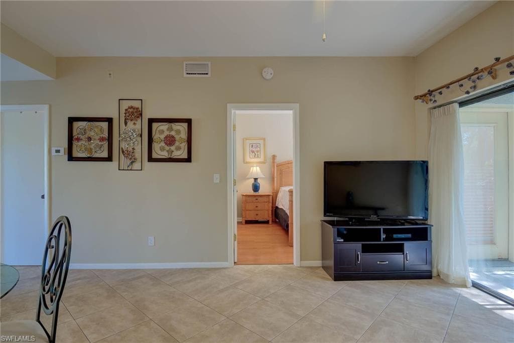 3323 Olympic DR 723-12