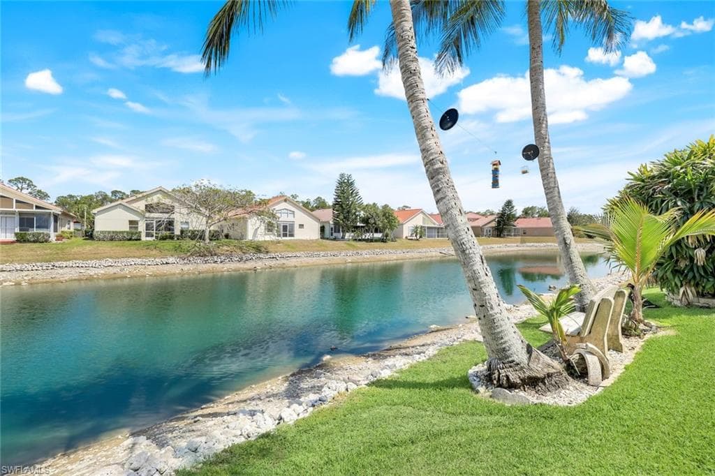 156 Sabal Lake DR, NAPLES FL 34104-16