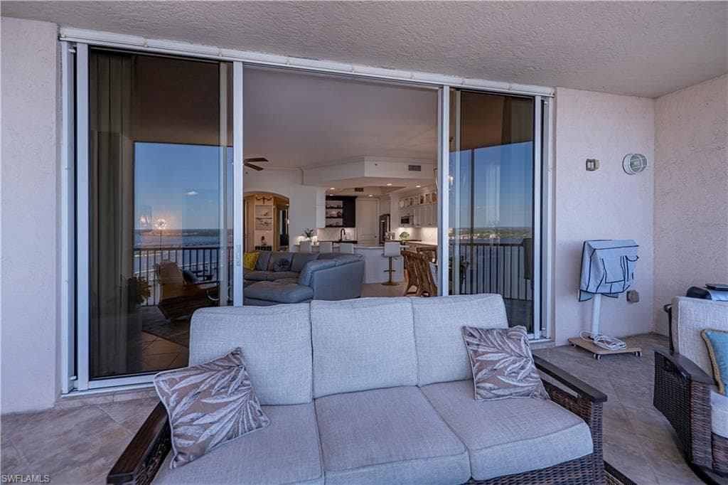 2104 W 1st ST # 3103, FORT MYERS FL 33901-42