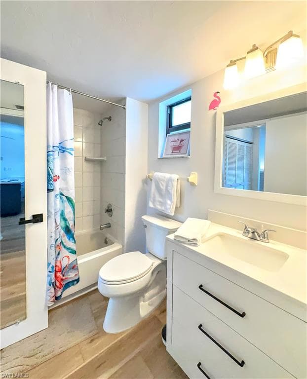 1031 Anglers CV # A404, MARCO ISLAND FL 34145-15