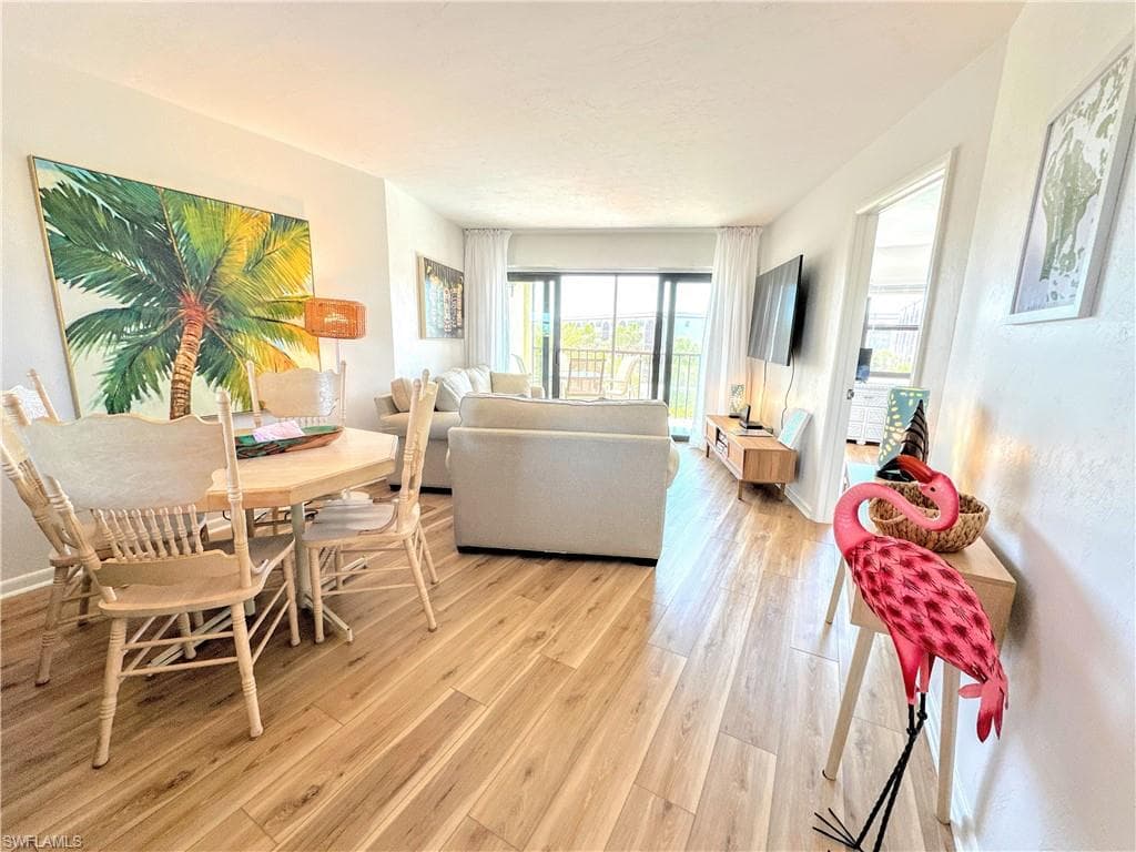 1031 Anglers CV # A404, MARCO ISLAND FL 34145-2