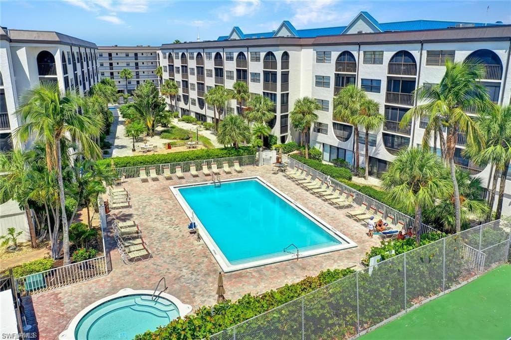 1031 Anglers CV # A404, MARCO ISLAND FL 34145-9