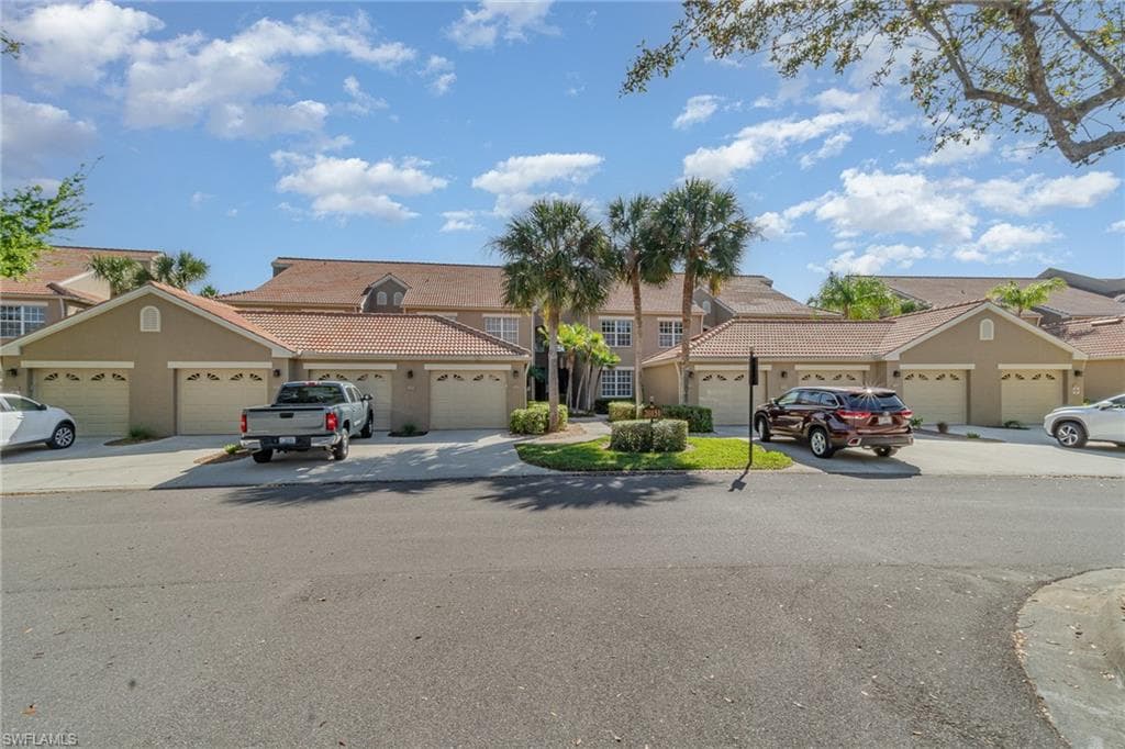 20151 Seagrove ST # 207, ESTERO FL 33928-15