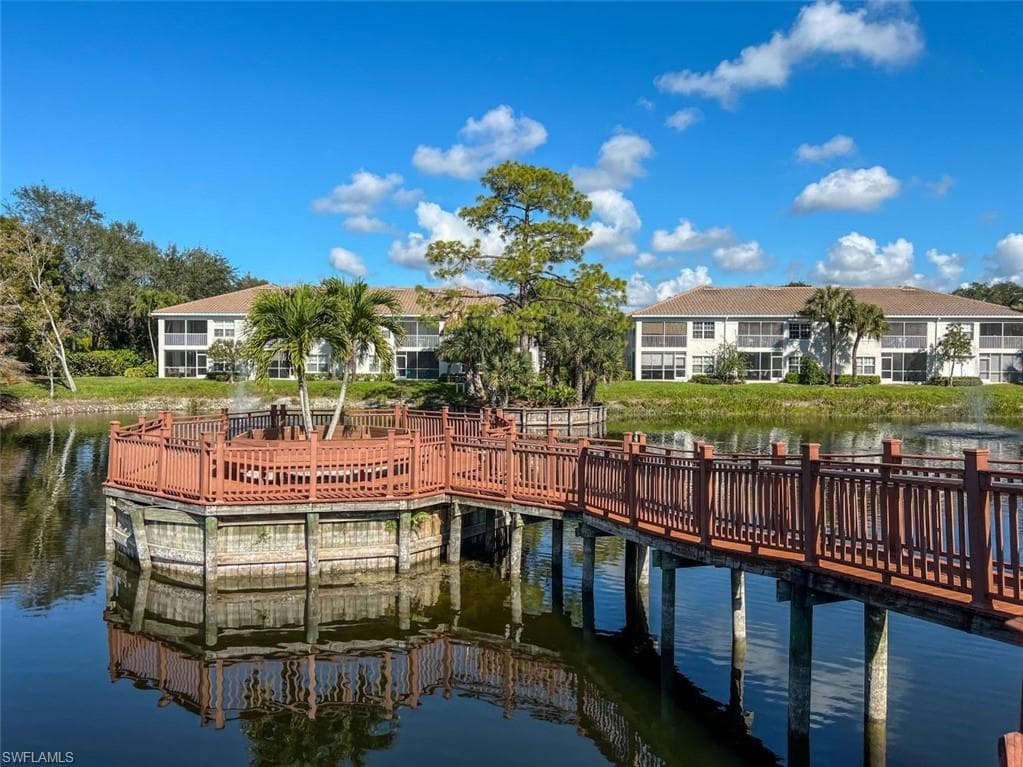 6816 Satinleaf RD S # 102, NAPLES FL 34109-33