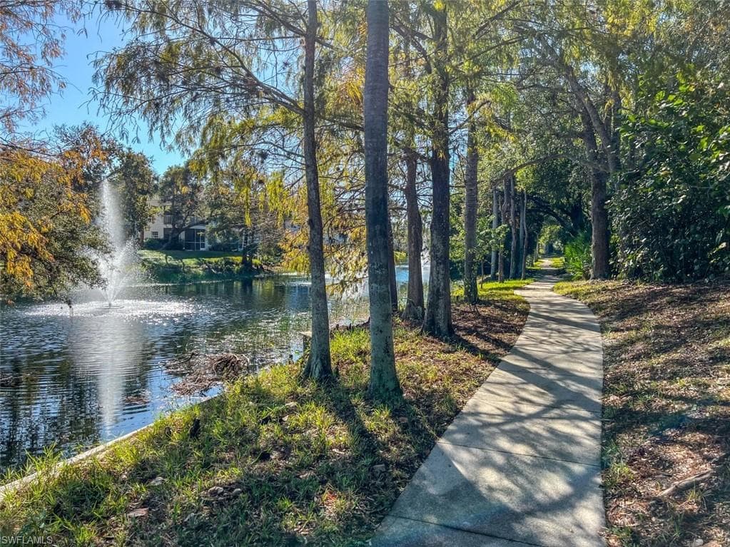 6816 Satinleaf RD S # 102, NAPLES FL 34109-28