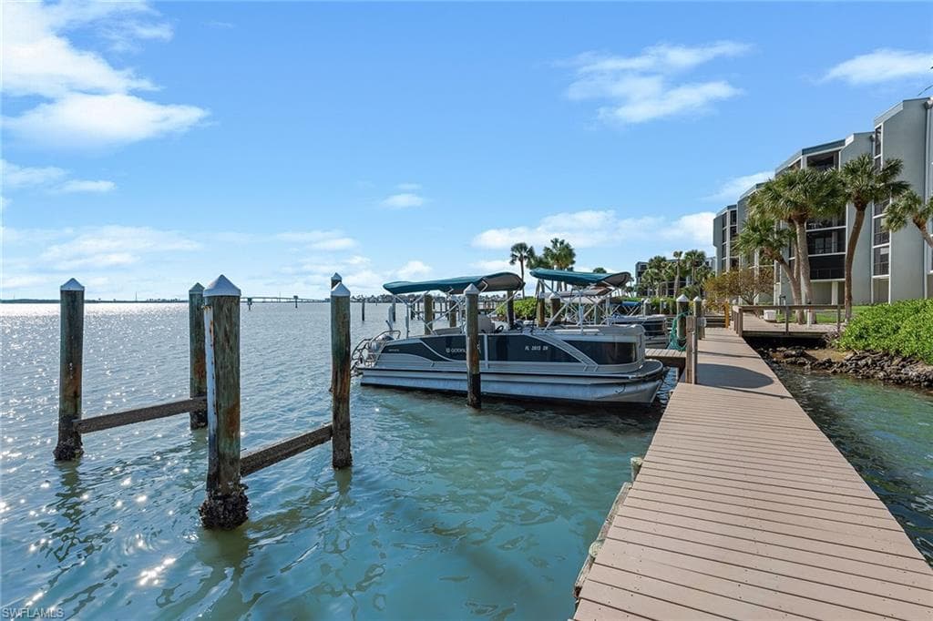 1085 Bald Eagle DR # E409, MARCO ISLAND FL 34145-22