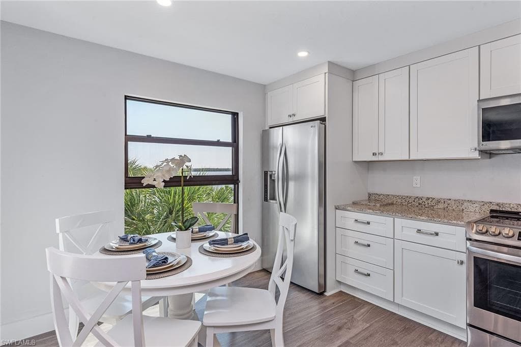 1085 Bald Eagle DR # E409, MARCO ISLAND FL 34145-4