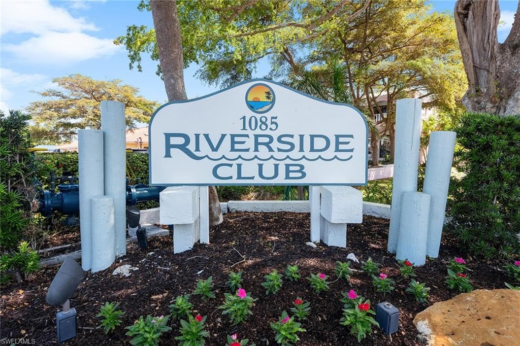 1085 Bald Eagle DR # E409, MARCO ISLAND FL 34145-37