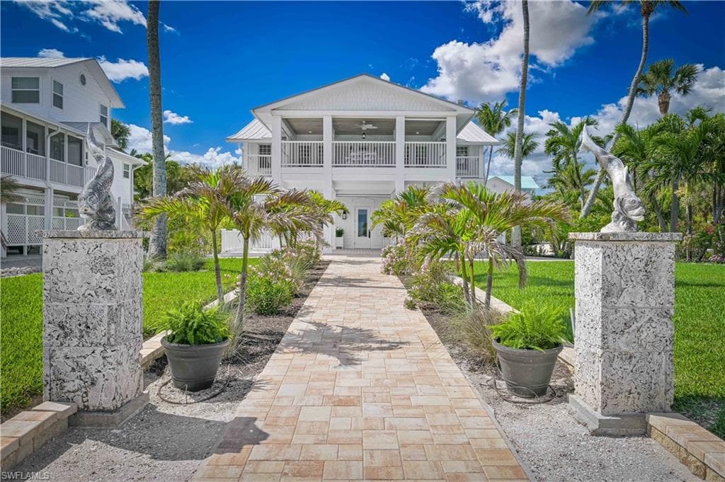 8241 Main ST, BOKEELIA FL 33922-2