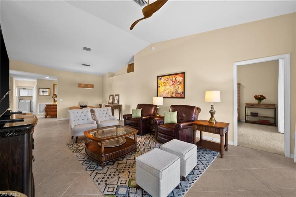 6095 Pinnacle LN # 1304, NAPLES FL 34110-19