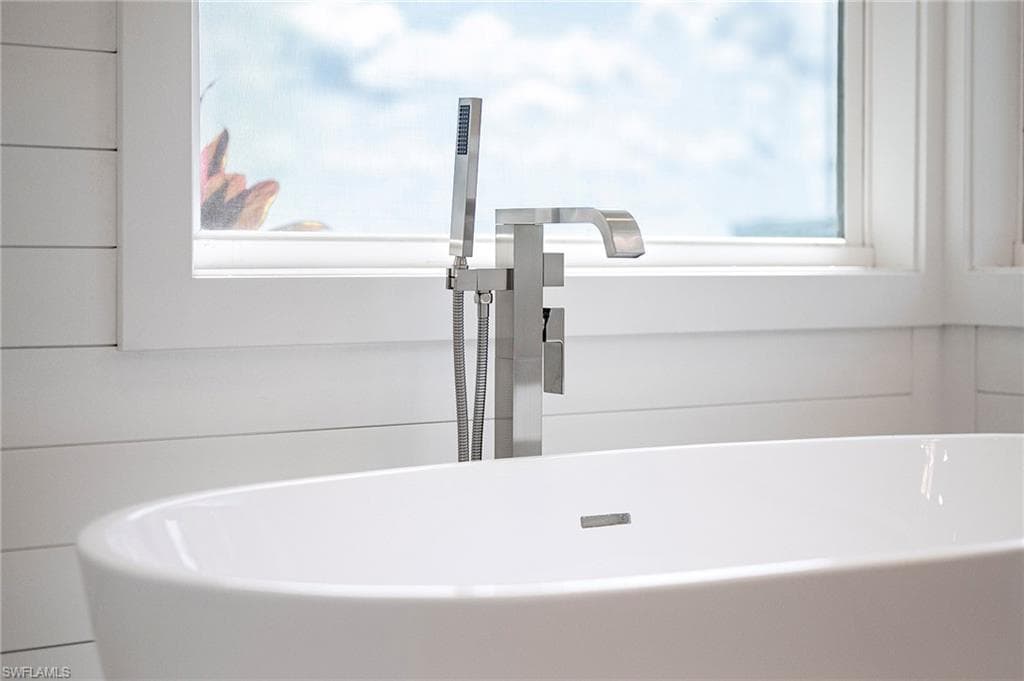 13 Bayview BLVD, FORT MYERS BEACH FL 33931-23