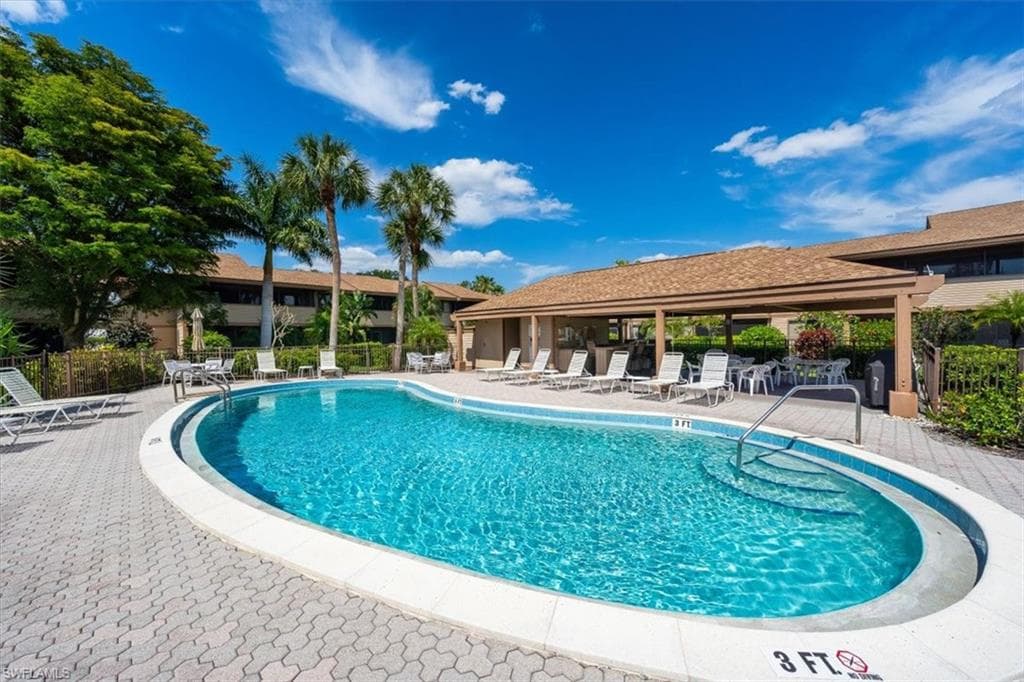 64 4th ST # B208, BONITA SPRINGS FL 34134-17