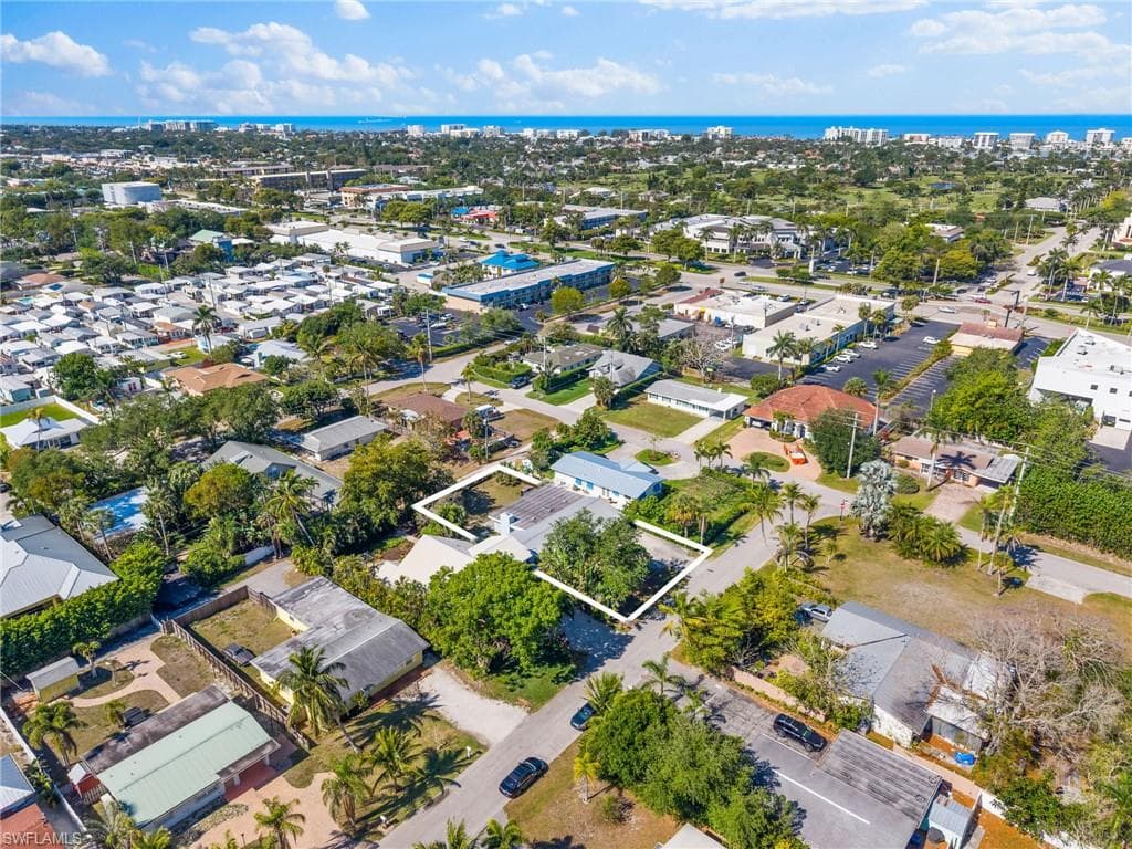 1032 29th AVE N, NAPLES FL 34103-5