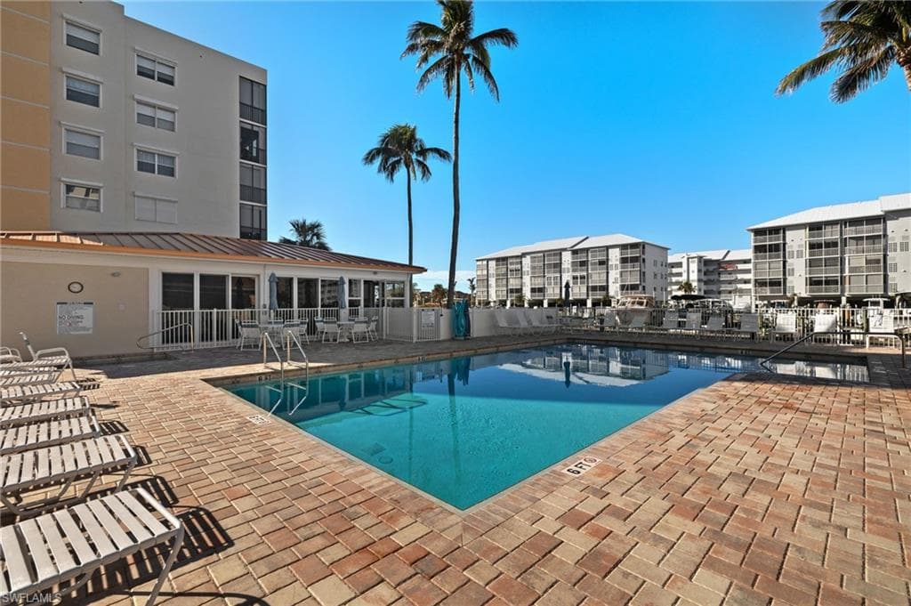 4491 Bay Beach LN # 113, FORT MYERS BEACH FL 33931-18