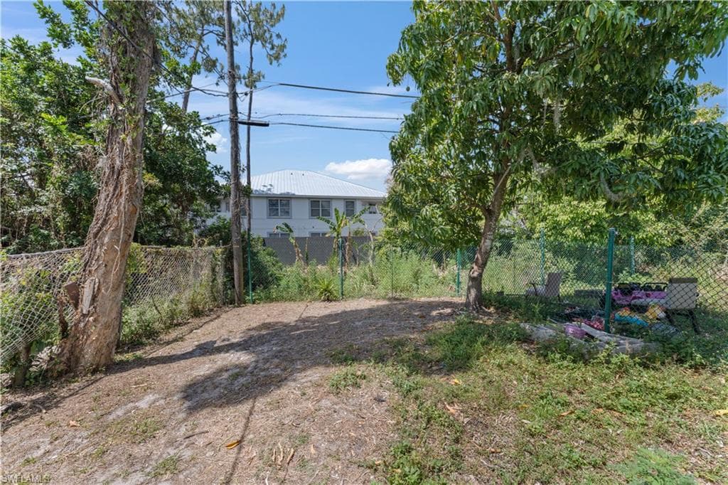 5632 10th AVE, FORT MYERS FL 33907-5